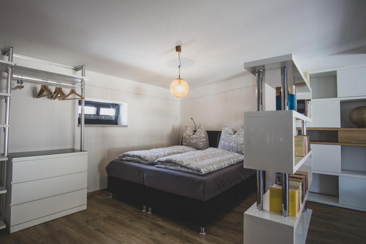 Modernes Loft Vor Den Toren Des Chiemgaus Tacherting Экстерьер фото