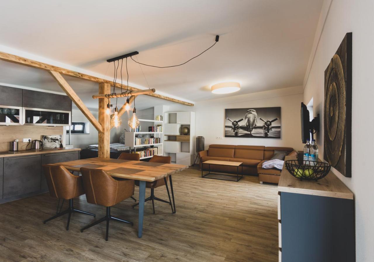 Modernes Loft Vor Den Toren Des Chiemgaus Tacherting Экстерьер фото