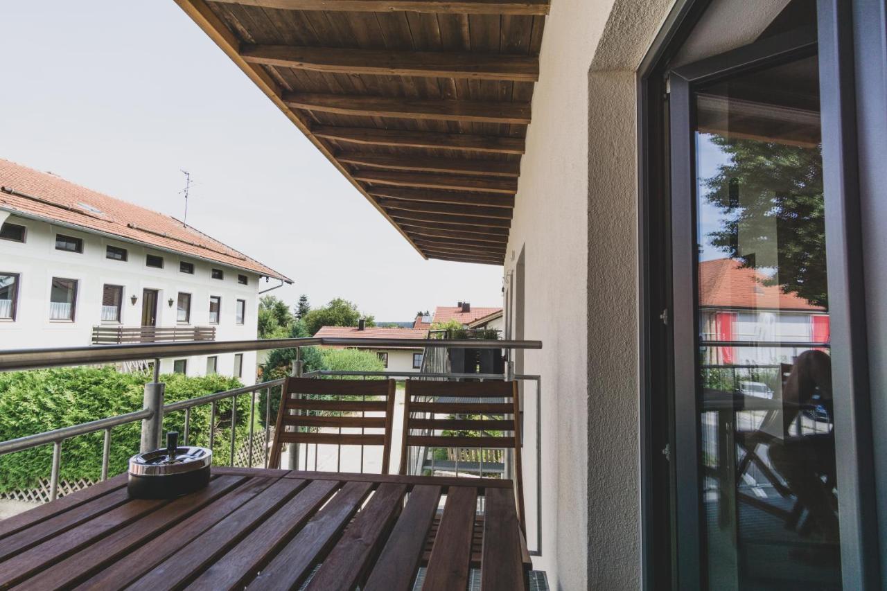 Modernes Loft Vor Den Toren Des Chiemgaus Tacherting Экстерьер фото